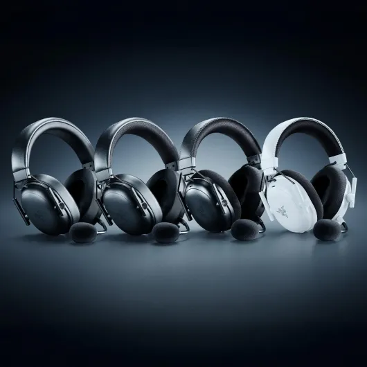 Razer BlackShark V3 - Casque sans Fil pour l’Esport - Haut-parleurs en Titane de 50mm - Micro HyperClear Amovible - THX Spatial Audio - Wireless 2,4Ghz & Bluetooth - Profils FPS - PC/Mac - Blanc Blanc BlackShark V3