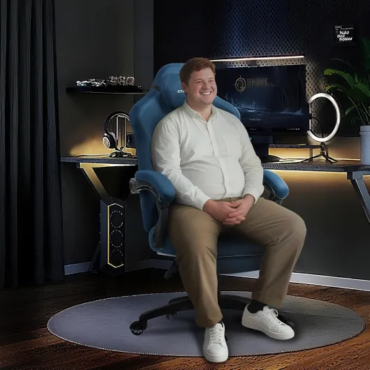 Chaise Gaming Ergonomique avec Coussin Lombaire Massant Réglable, Fauteuil Gamer en Velours, Assise Épaissie, Repose-Pieds Rétractable, Accoudoirs Réglables, Dossier Inclinable 160°, Bleu Bleu Titan Microfibre