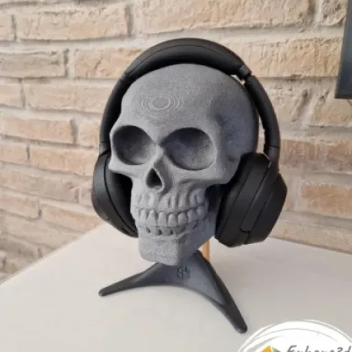 Test Support casque en forme de crâne : un porte-casque gamer qui sert aussi de déco