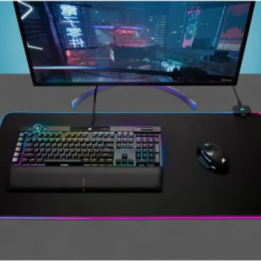 Test Corsair MM700C RGB Extended : le tapis XXL qui range (un peu) le bazar sur le bureau